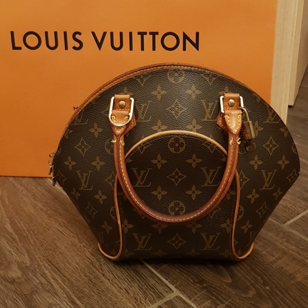 Louis Vuitton Ellipse PM